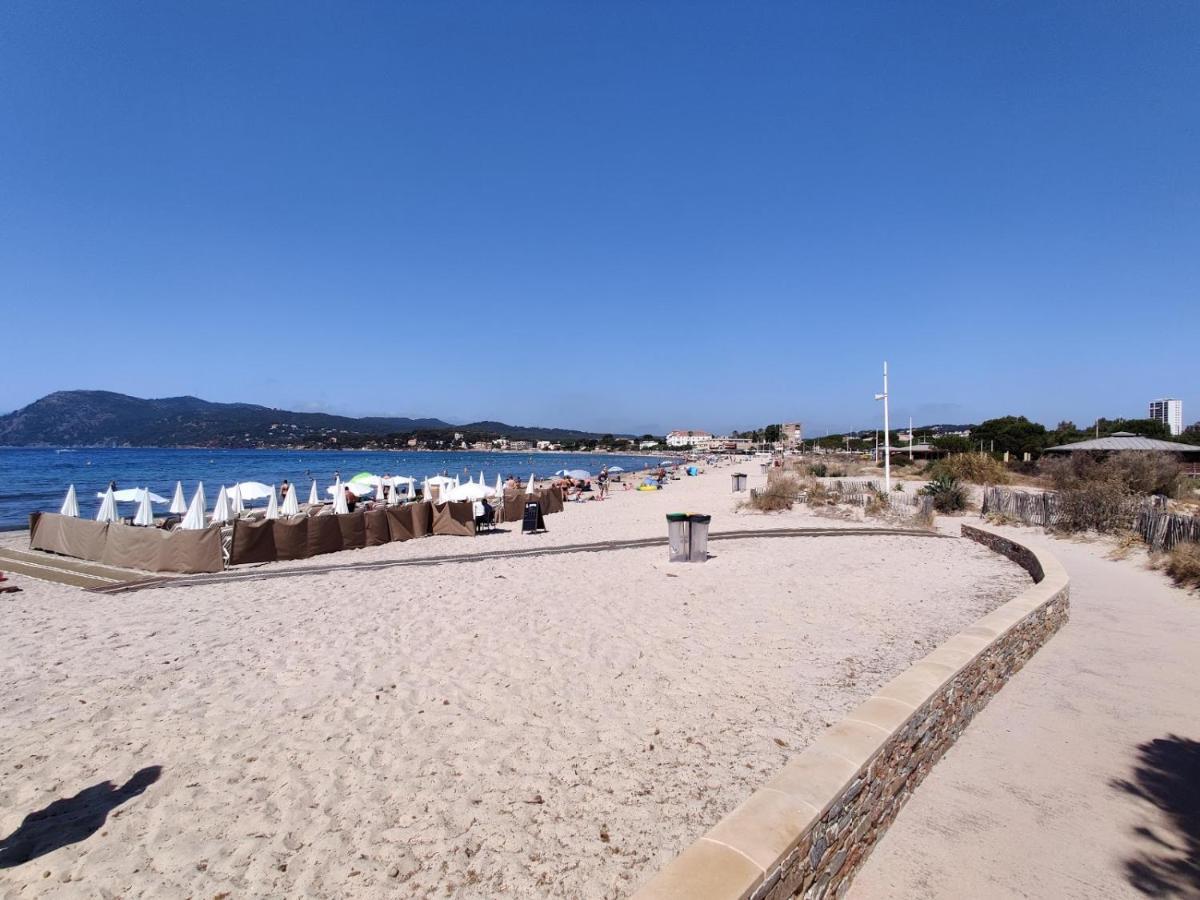 "L'Hippocampe", Climatise, 60 M2 , 2 Chambres, Tres Calme, Plage Des Sablettes Et Commerces A 3 Minutes A Pied, Wifi, Parking Gratuit, Lit King Size La Seyne-sur-Mer Eksteriør billede